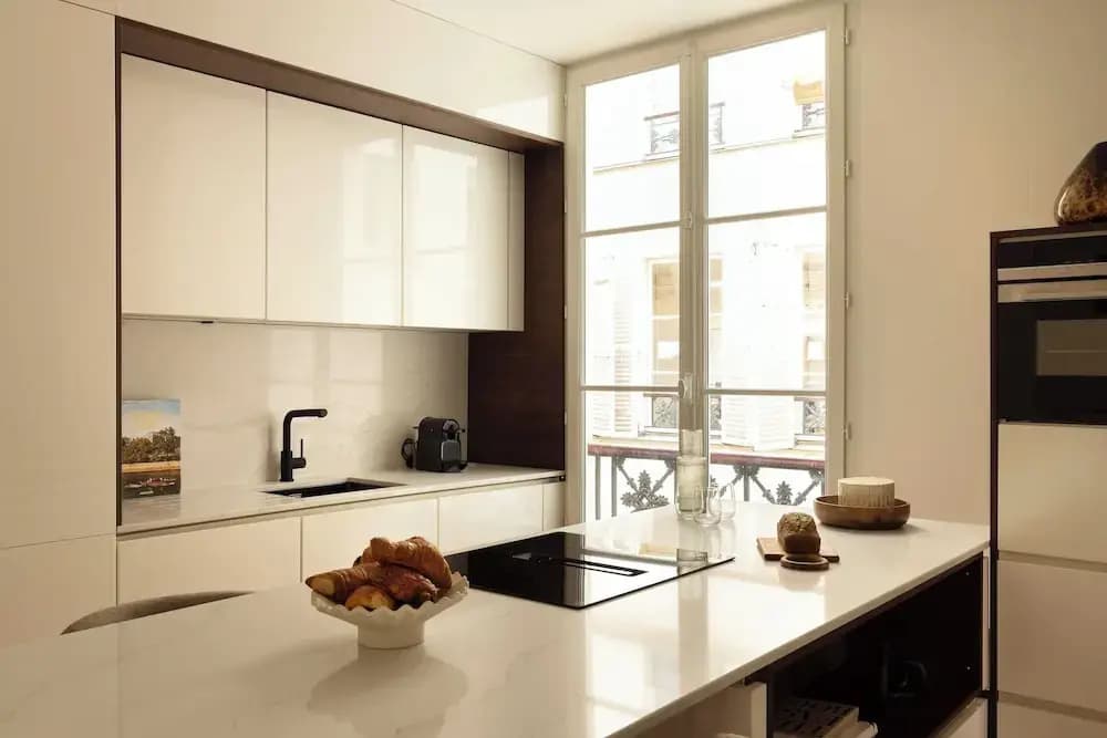 Elegant Apartment - 2br- 6P- Gare Saint Lazare - photo 9