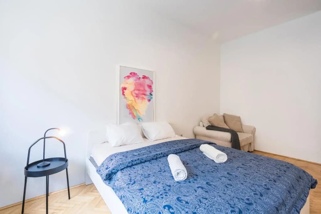 Jet Setter Apartment Budapest - photo 4
