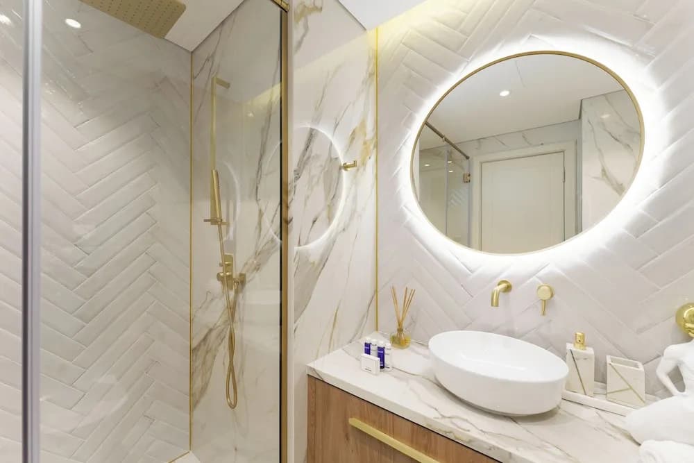 Maison Privee - High-End Palm Apt w/ Picturesque Seafront Views - photo 9