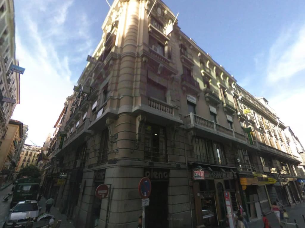 Hostal Fuentesol - photo 1