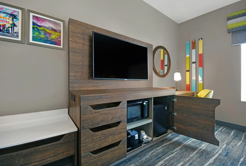 Hampton Inn Las Vegas Strip South, NV - photo 4