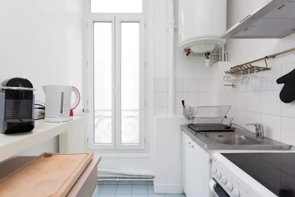 Studio Near Montmartre - photo 9