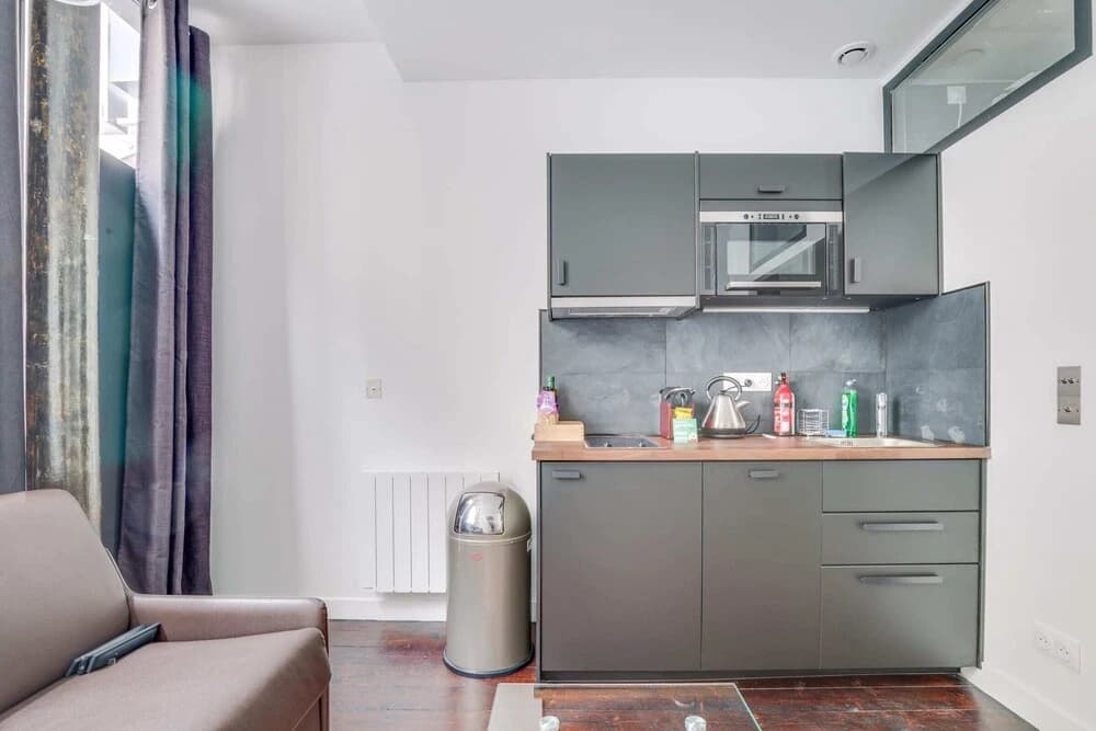 Design Apartment Near Bastille - photo 10
