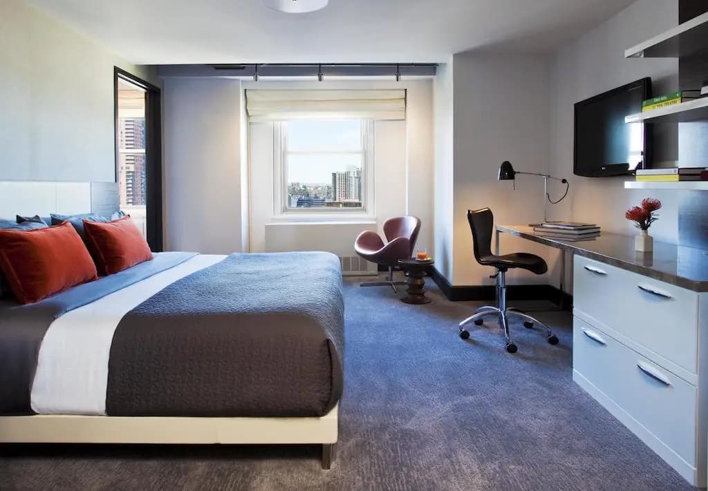 Row NYC Hotel - photo 2