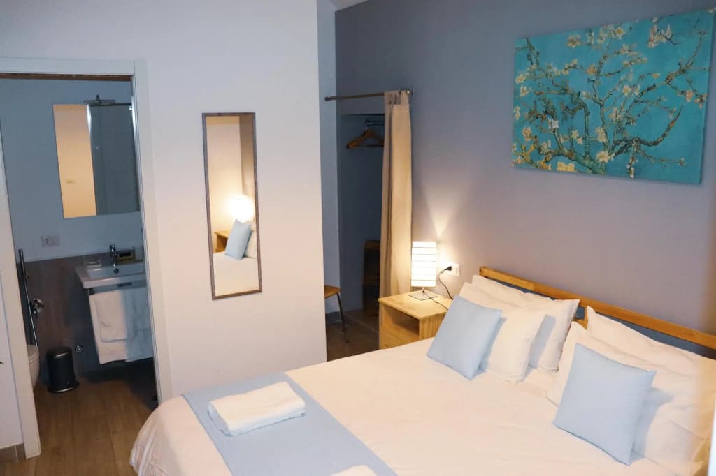 Lotus Rooms in Rome - photo 2