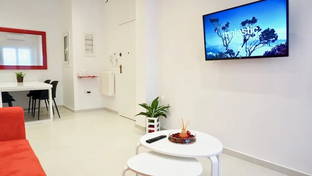 Unique Stylish Apt in Athens - photo 9