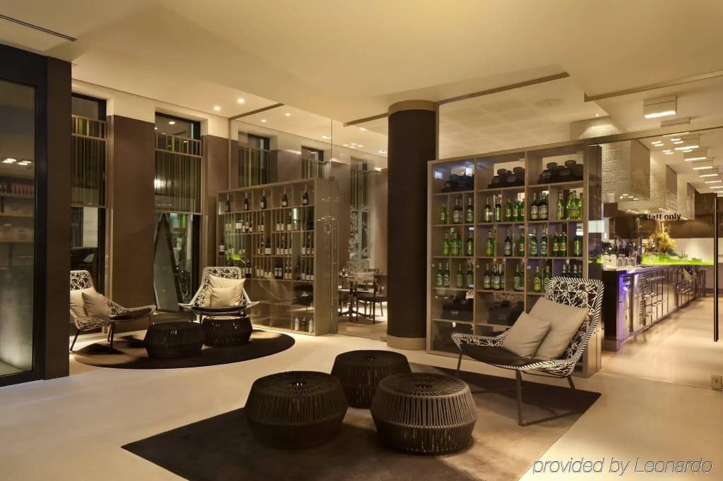 Hotel Indigo Berlin – Alexanderplatz - photo 18