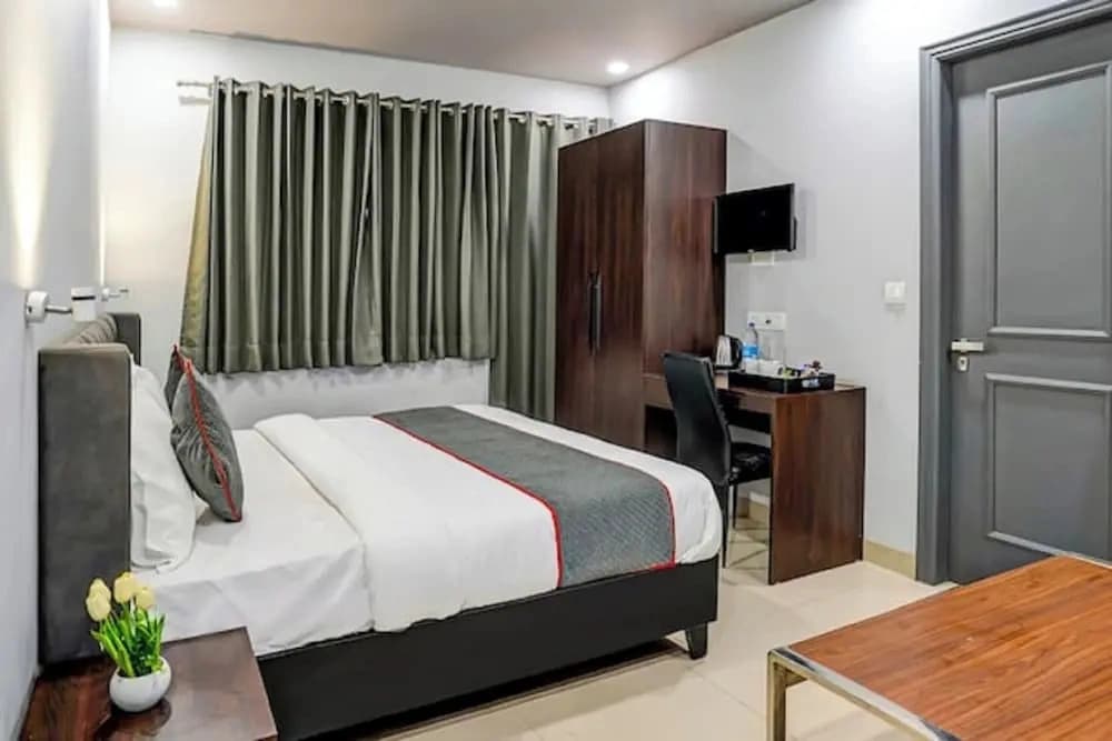 Hotel Shalimar Residency - photo 10