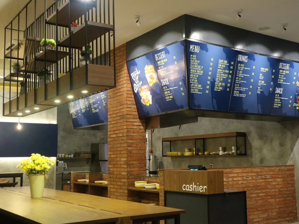 YELLO Hotel Manggarai Jakarta - main photo