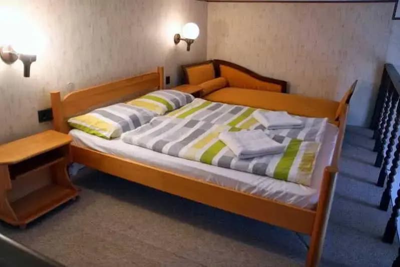Jimi Hendrix Guesthouse - photo 7