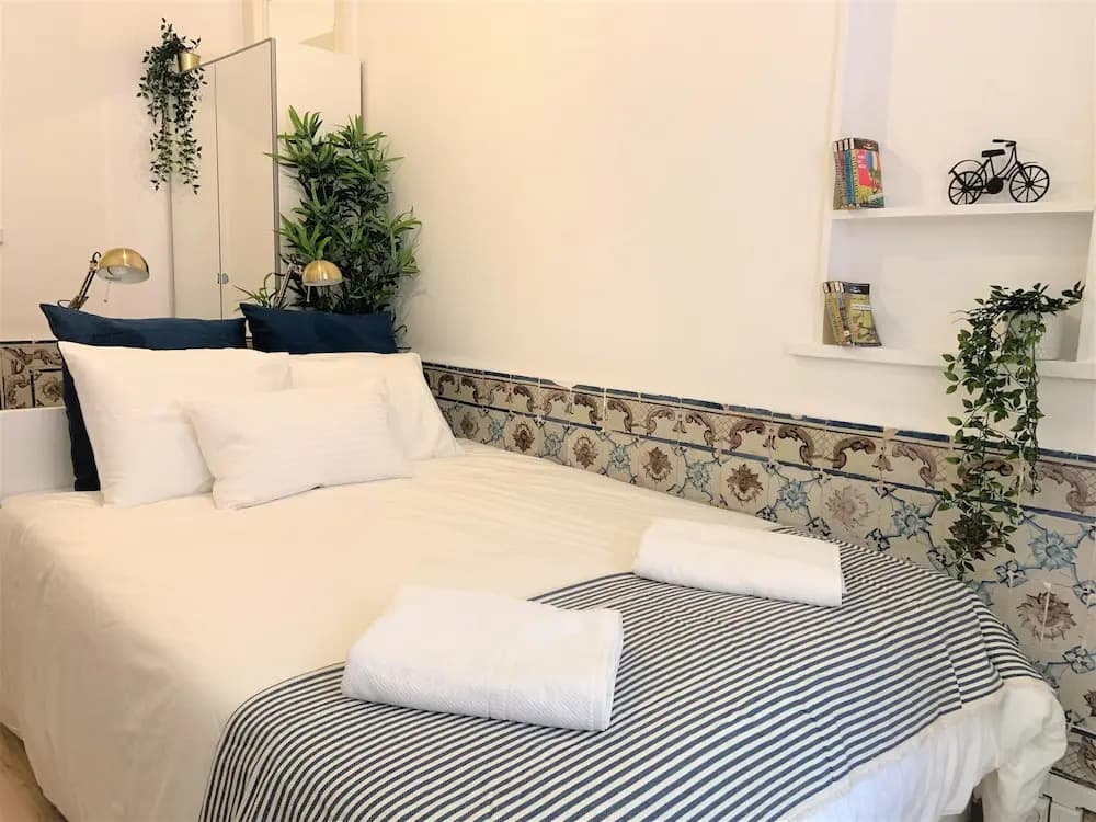 Beautiful flat with balcony & Great location - photo 5