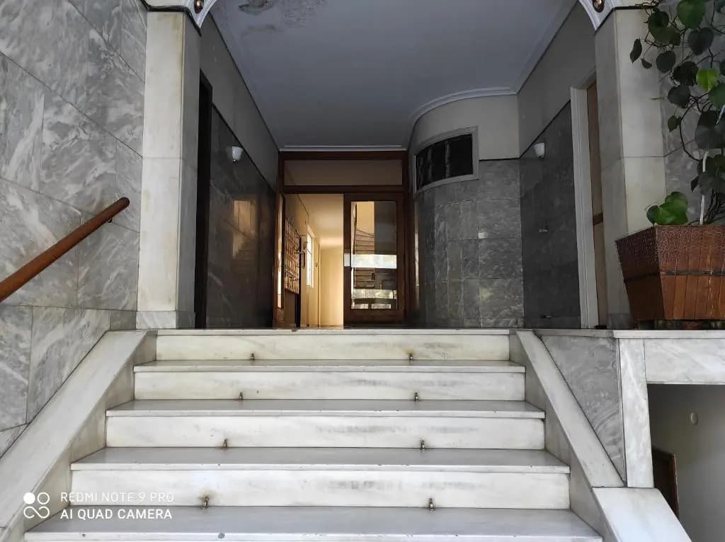 Zeus at the 3rd floor - photo 1