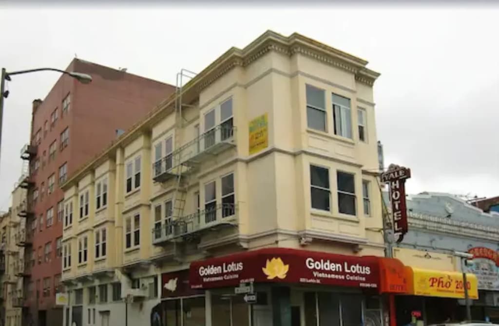 Yale Hotel - photo 16