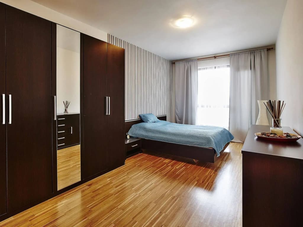 Waterfront Apartments - photo 5