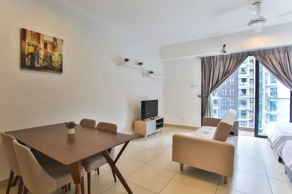 OwnAStay Midhill by Symphony Suite - photo 39