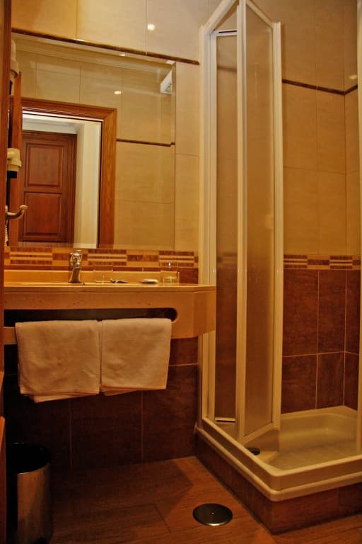 Hostal Victoria I - photo 10