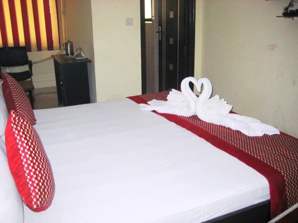 Maxfort Budget Hotel Dwarka - photo 2