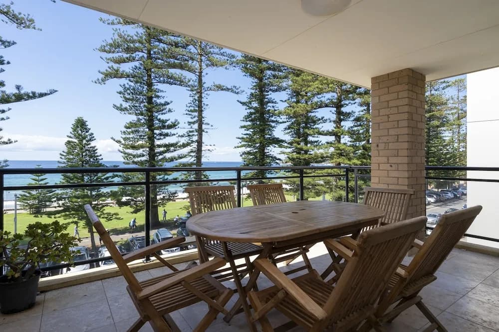 Manly Beachfront Apartment - photo 12