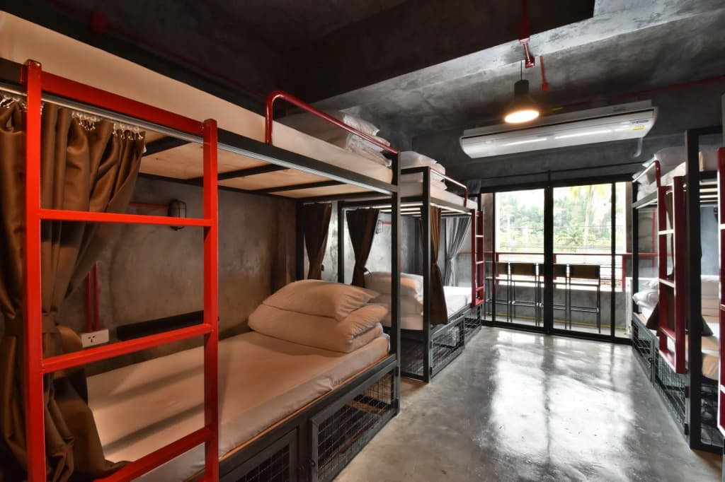 Sleeper Hostel - photo 7