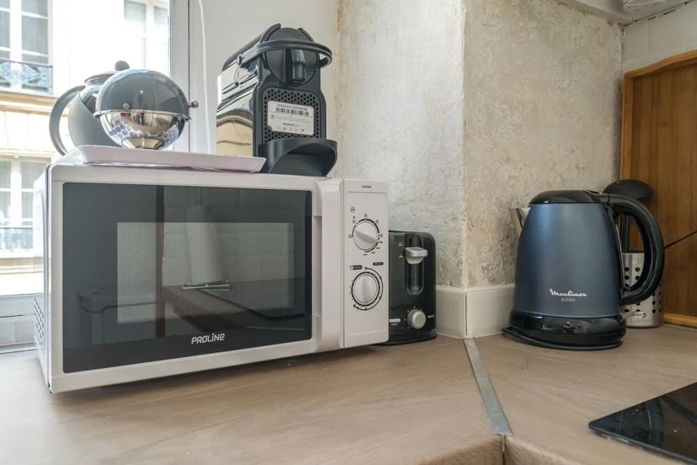 Luxury Suite Marais - AC - Wifi - photo 12