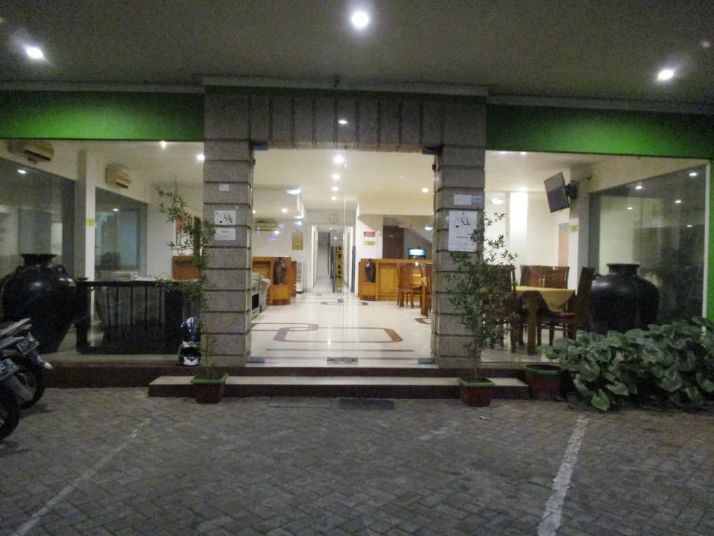 Hotel Caravan Tanah Abang - photo 12