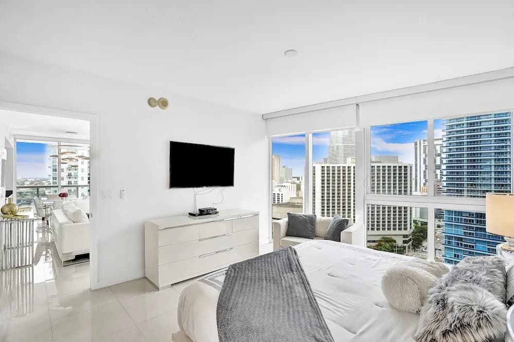 LUXURY W HOTEL BRICKELL 2BD, Miami - photo 3