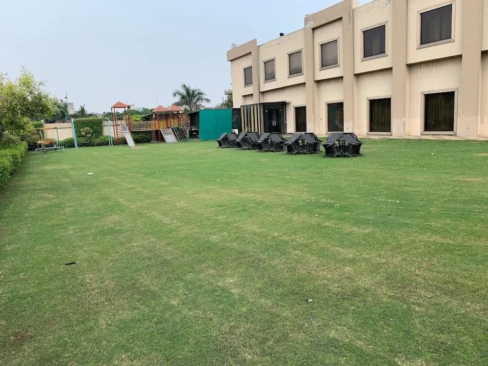 Mohan Vilaas Hotel and Resort - photo 12
