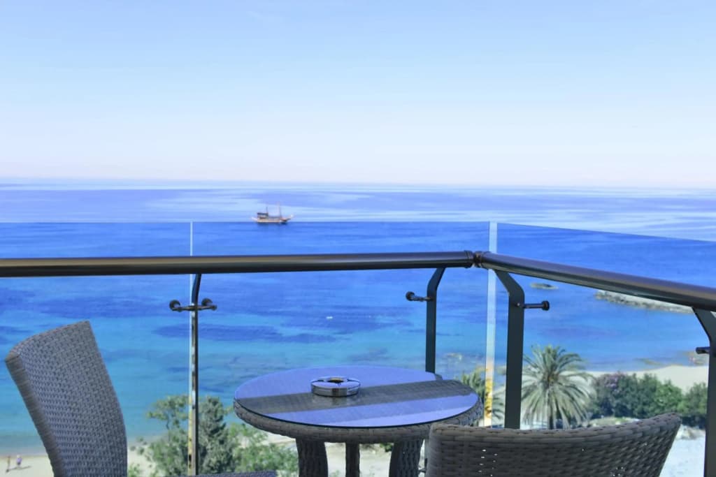 Azura Deluxe Resort & Spa - photo 8