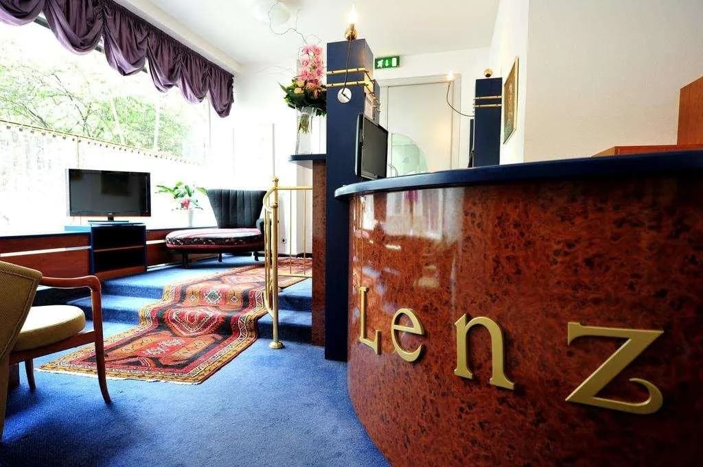 The Weekend Hotel - main photo