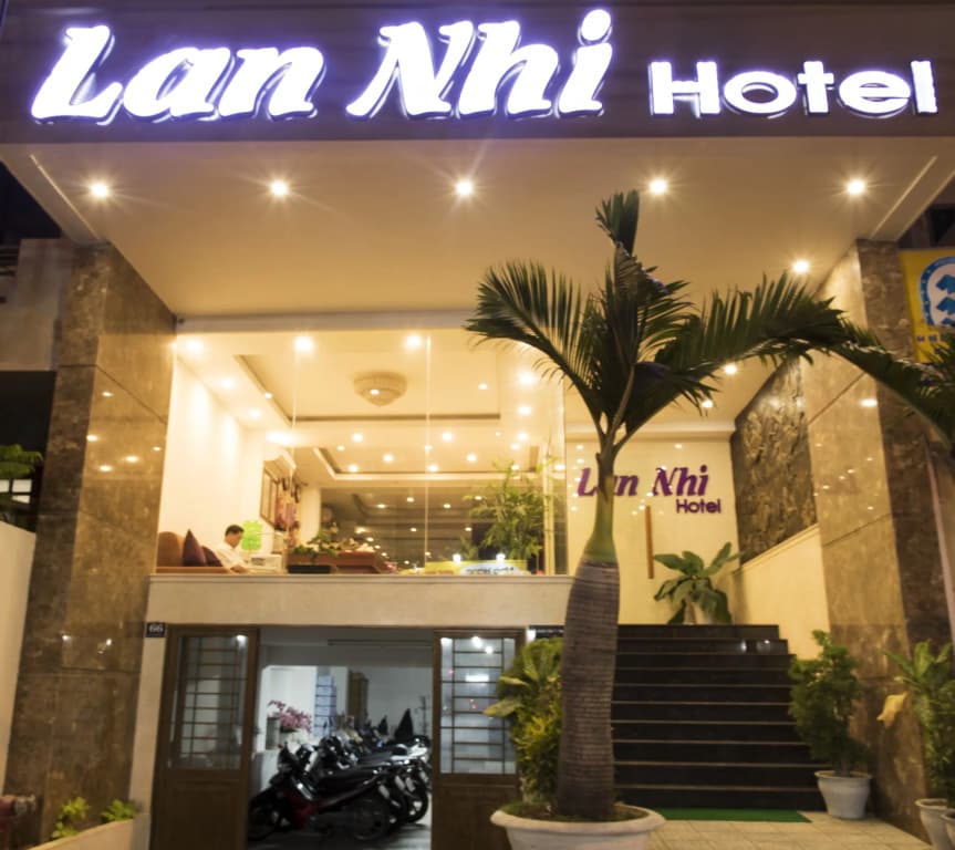 ELC Beach Hotel - photo 15