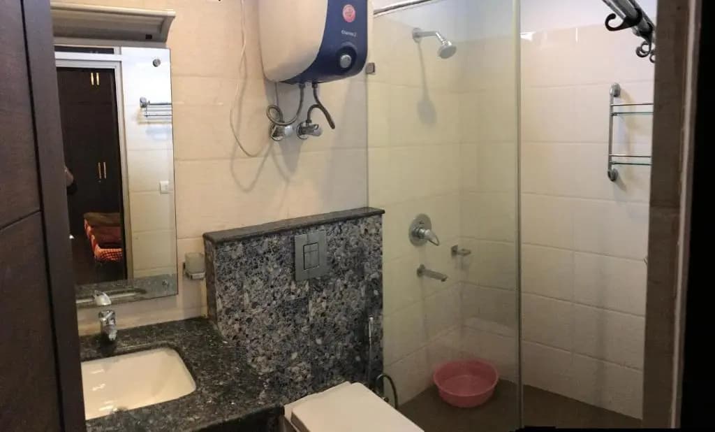 Spacious 3bhk apartment! - photo 5