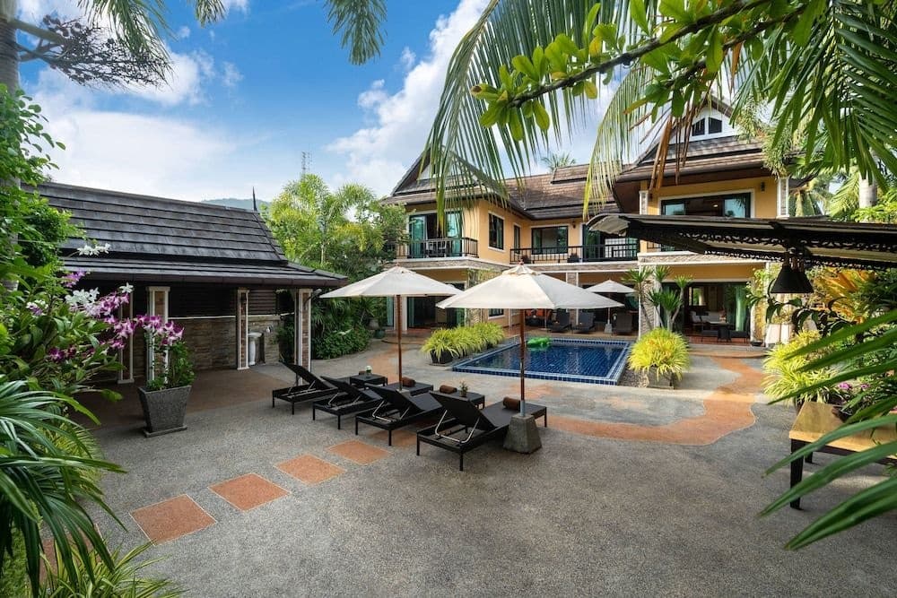 Bright Luxury Villa W Garden Pool & Sauna - photo 10