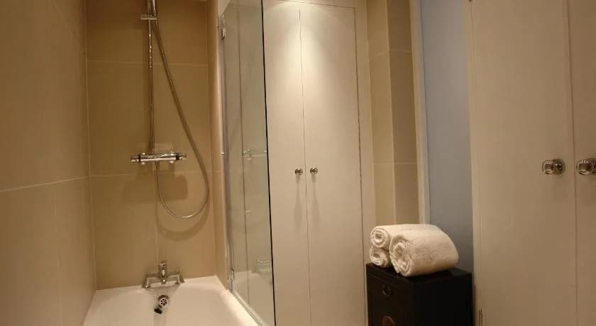 Brompton House - photo 10