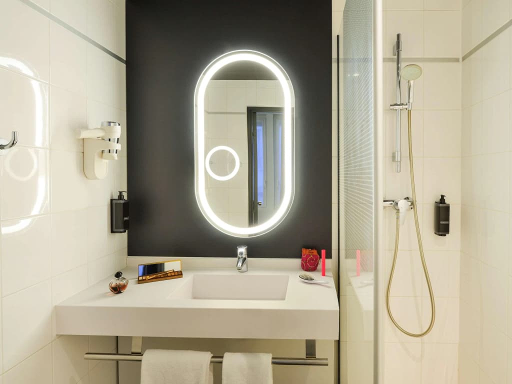ibis Paris Gare de l'Est 10ème - photo 9