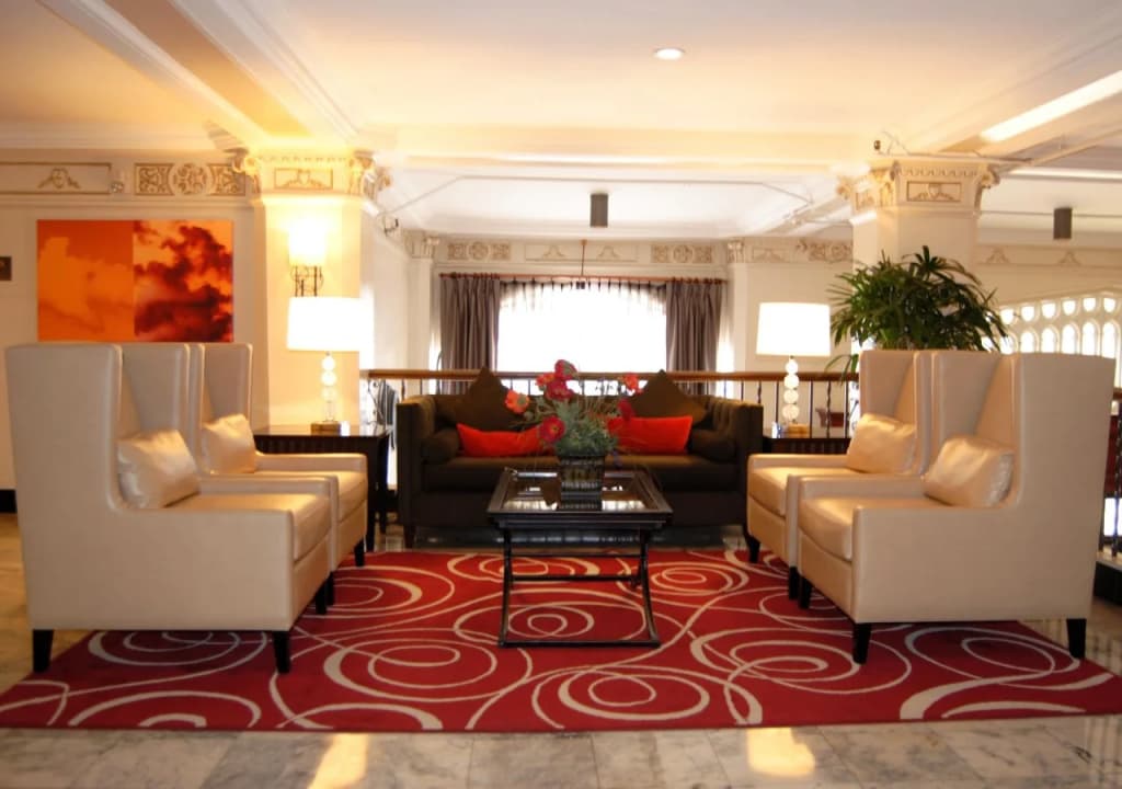 The Pickwick Hotel - photo 2