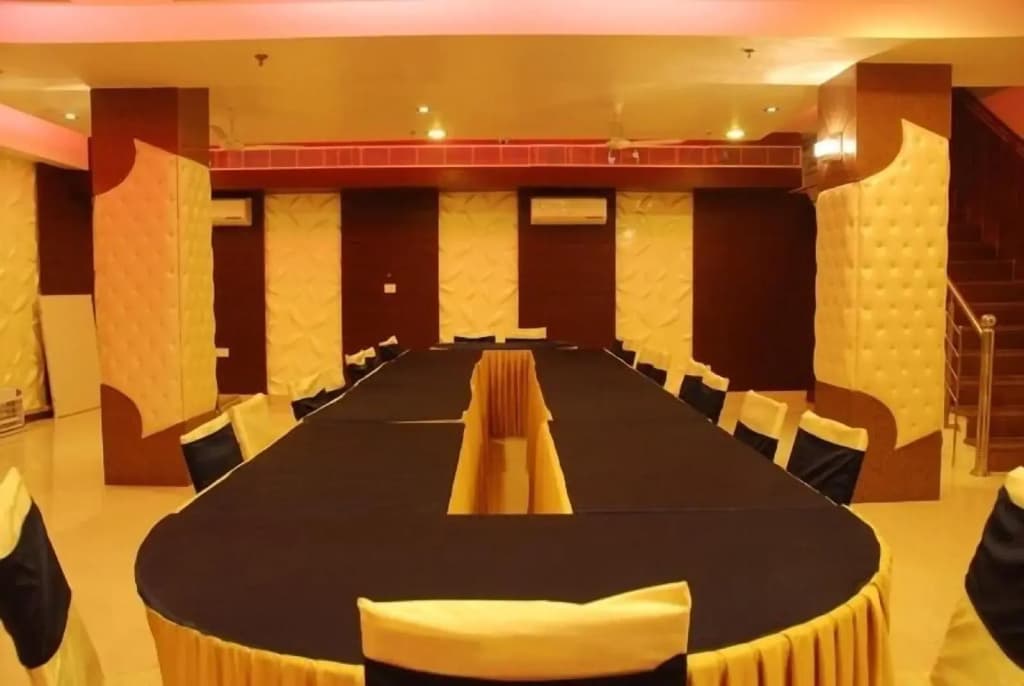 Hotel Yug Villa - photo 15