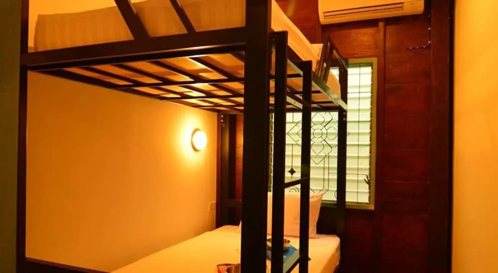 La Moon Hostel - photo 4