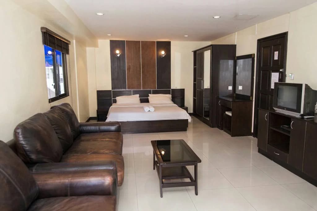 Climax Hotel - photo 4