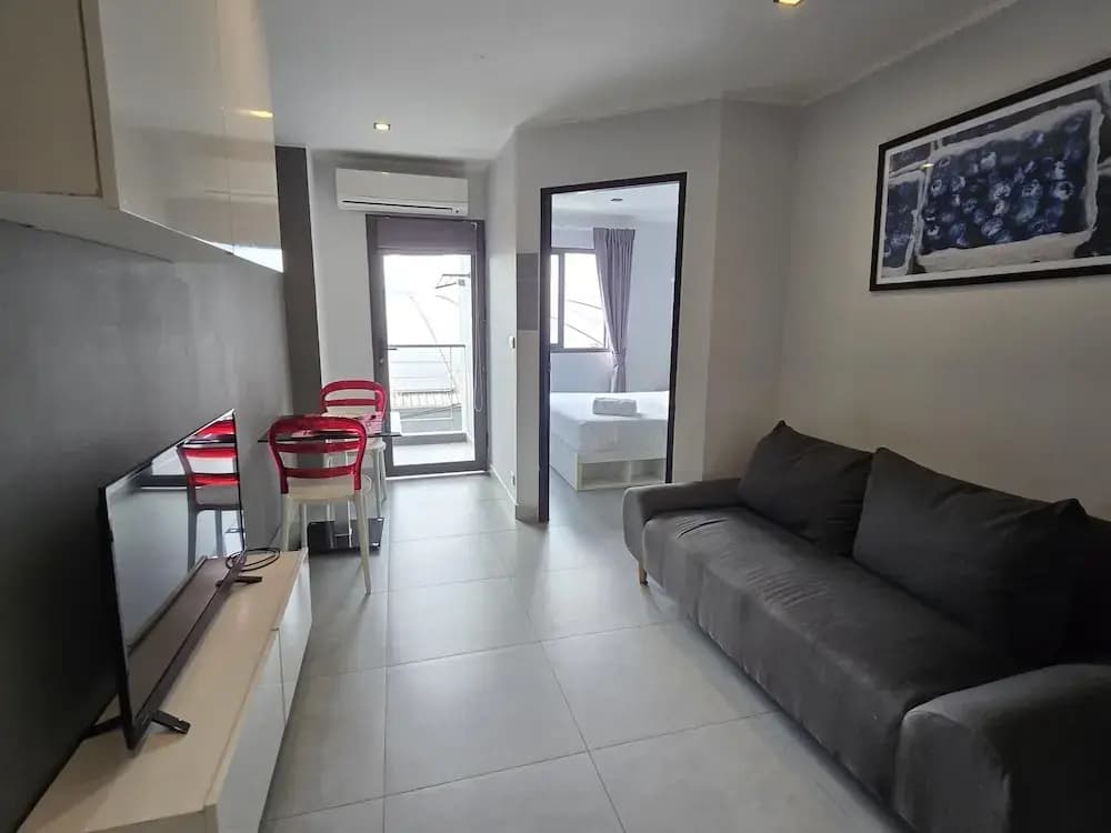 1 BR Condo in good location NV402 - photo 3