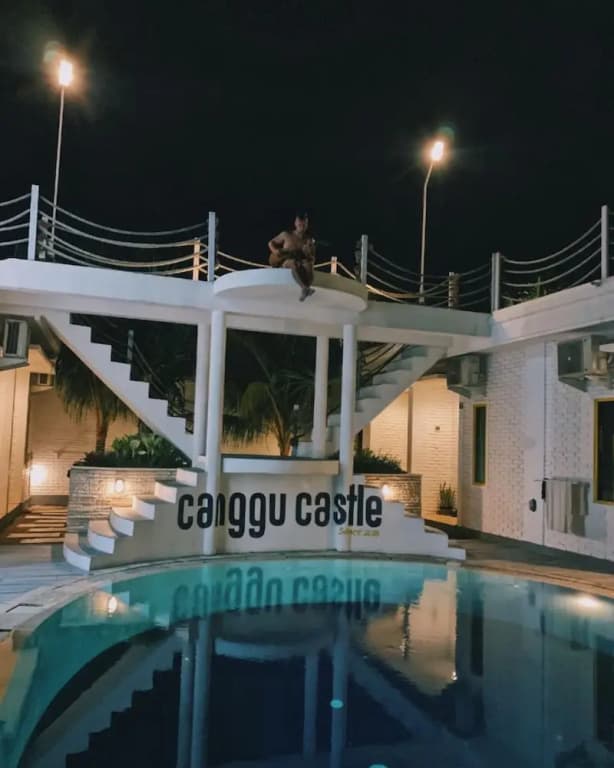 Canggu Castle - Hostel - photo 14