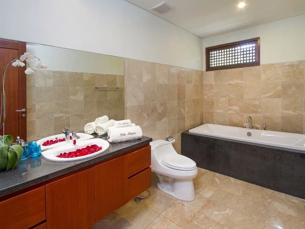 Allegra Villa - Echo Beach - photo 7