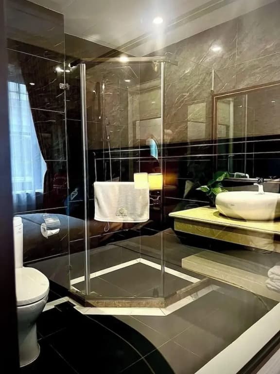 Ruby Queen Hotel - photo 6