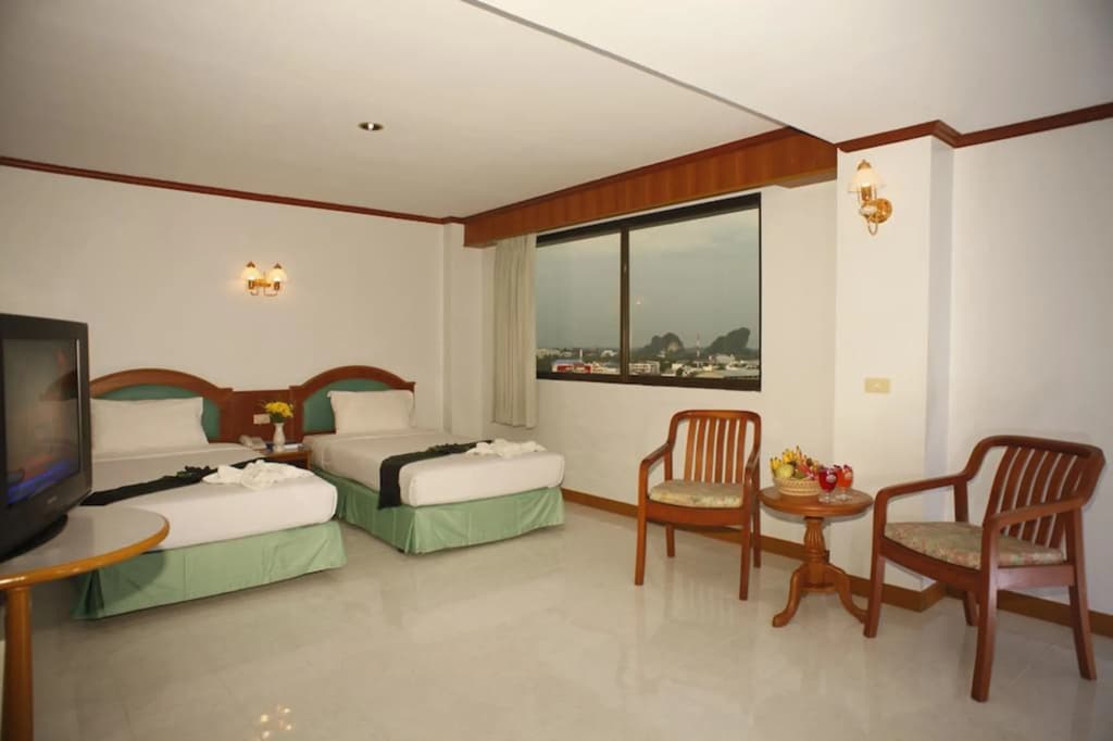 Boonsiam Hotel - photo 7