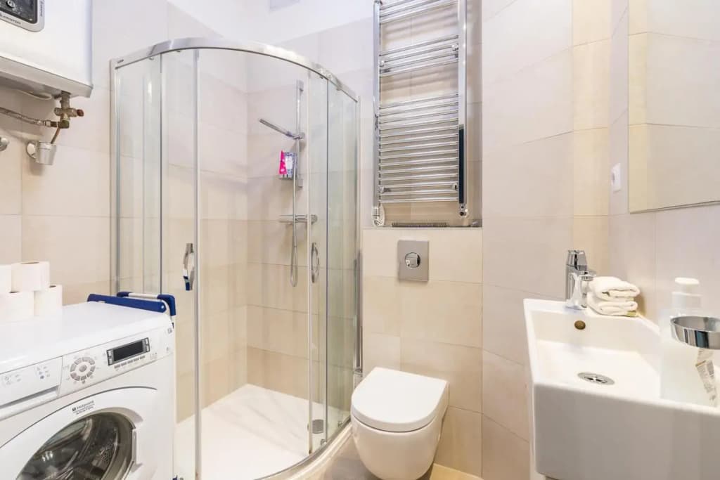Jet Setter Apartment Budapest - photo 9