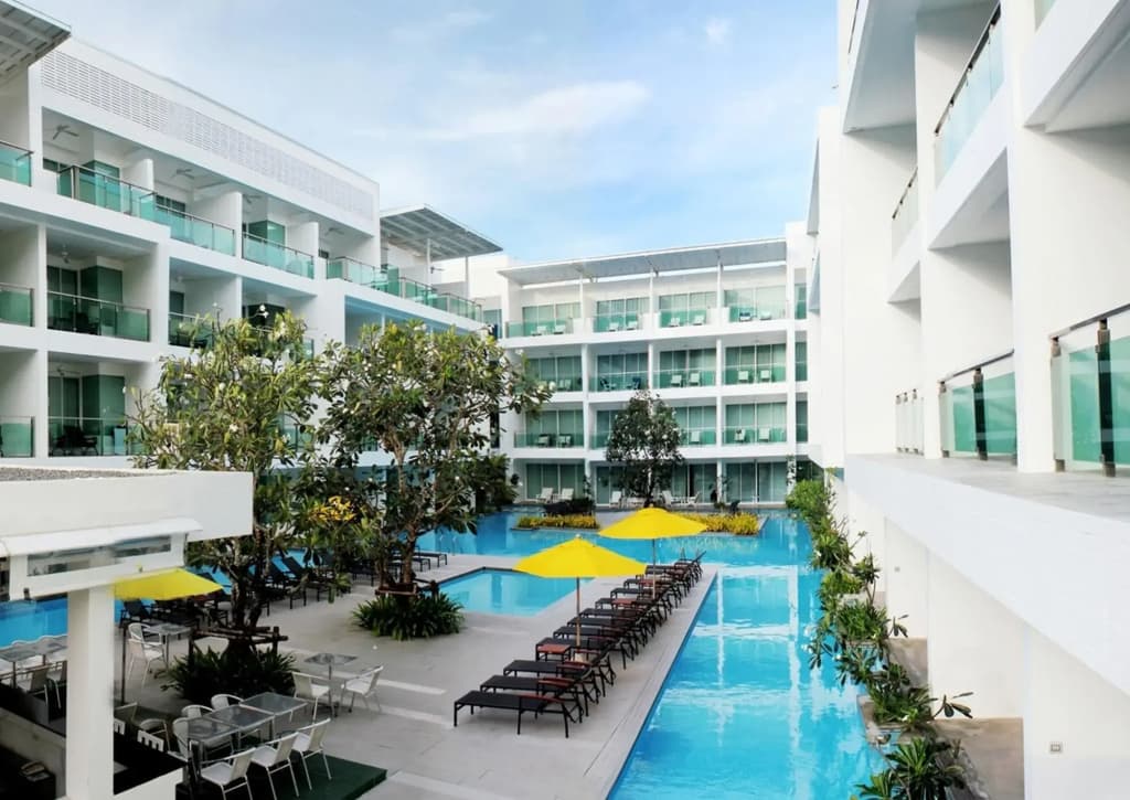 The Old Phuket - Karon Beach Resort - photo 4