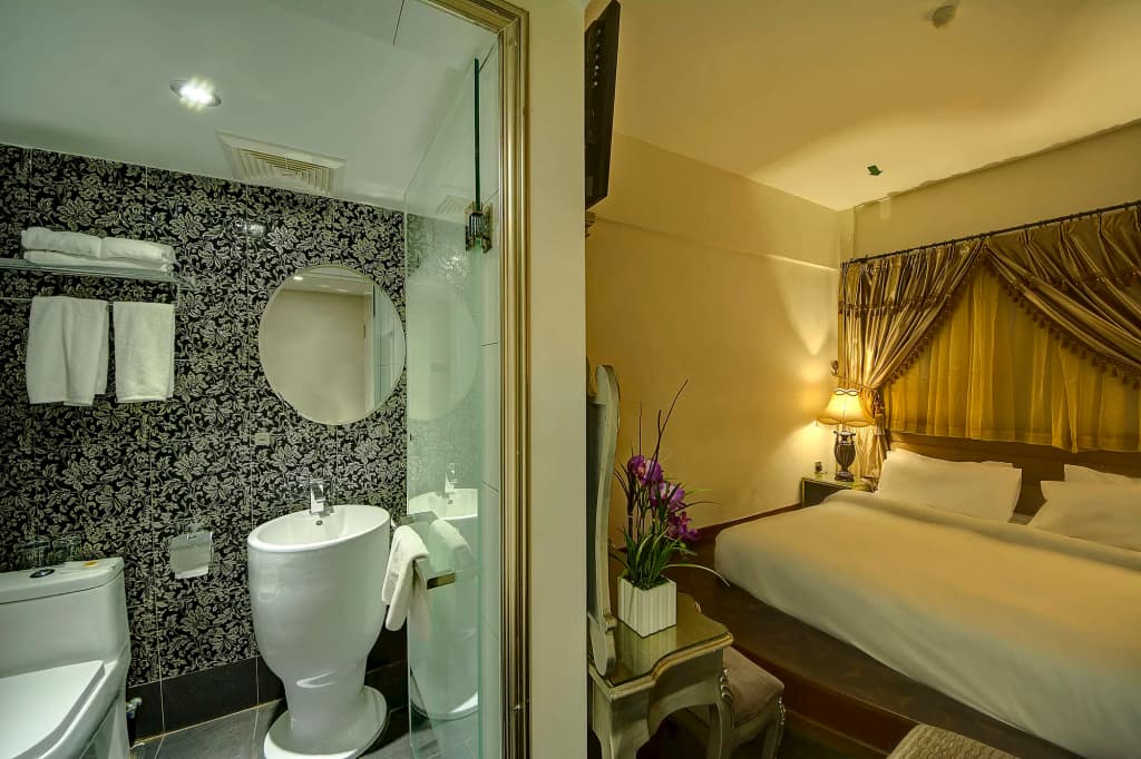 Arenaa Batik Boutique Hotel - photo 8