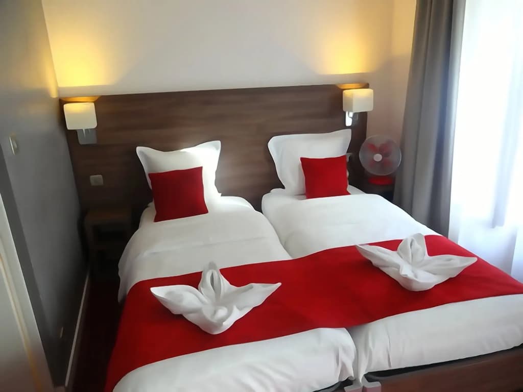 Hotel La Perle Montparnasse - photo 6