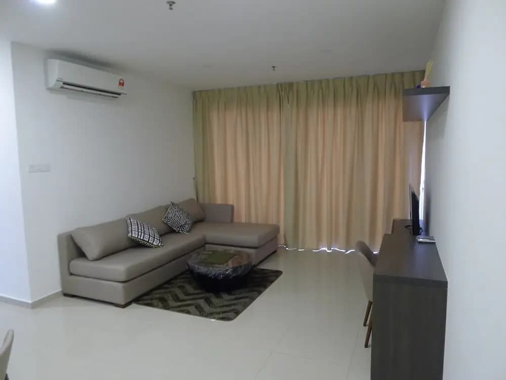 I-Suite I-City - photo 4