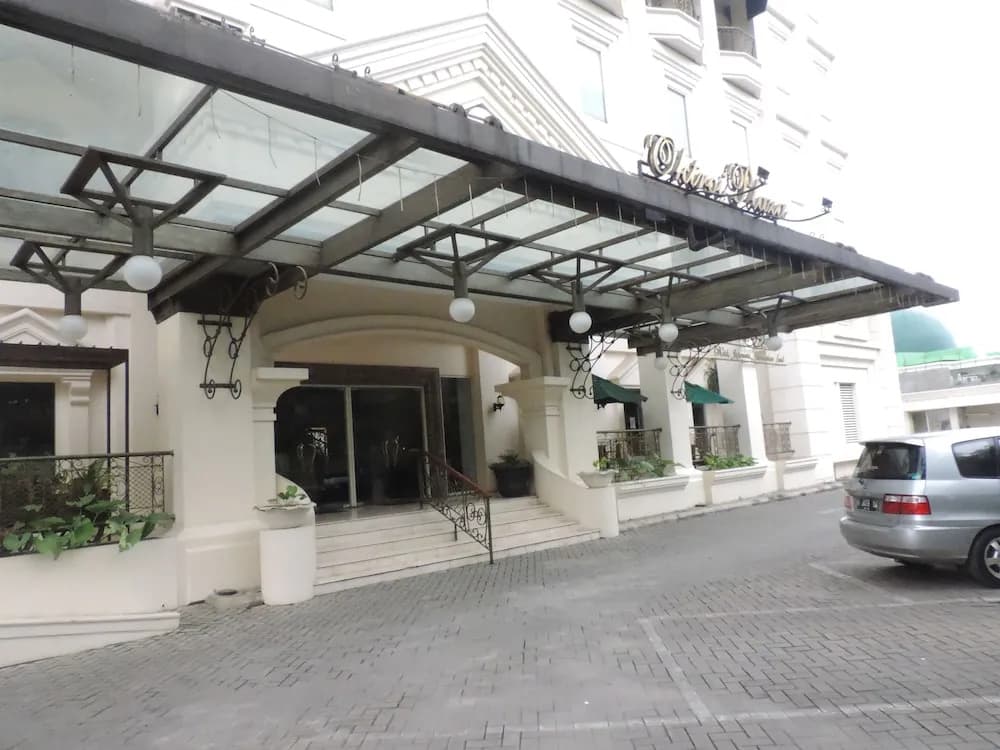 Toeti Roosseno Plaza - photo 21
