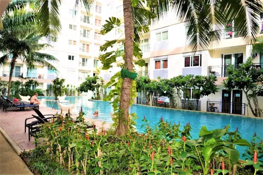 Park Lane Jomtien Resort - 1 Bed Sleeps 2 - photo 7